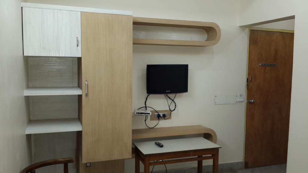 Rupasi Bangla Hotel Колката Стая снимка
