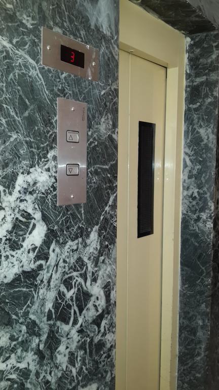 Rupasi Bangla Hotel Колката Екстериор снимка